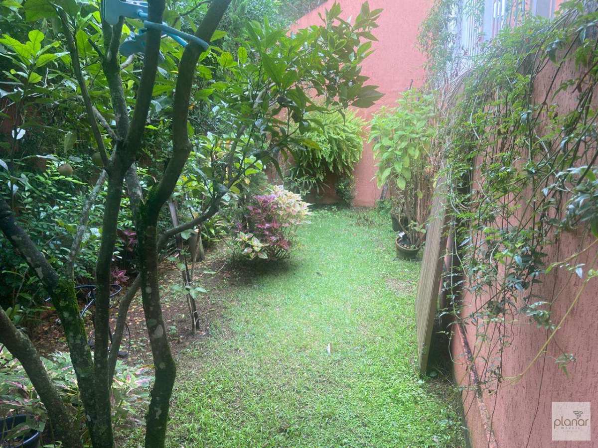  - Apartamento Garden à venda,  em condominio com lazer completo e segurança em Petrópolis, Itaipava, com 2 quartos, 208m²