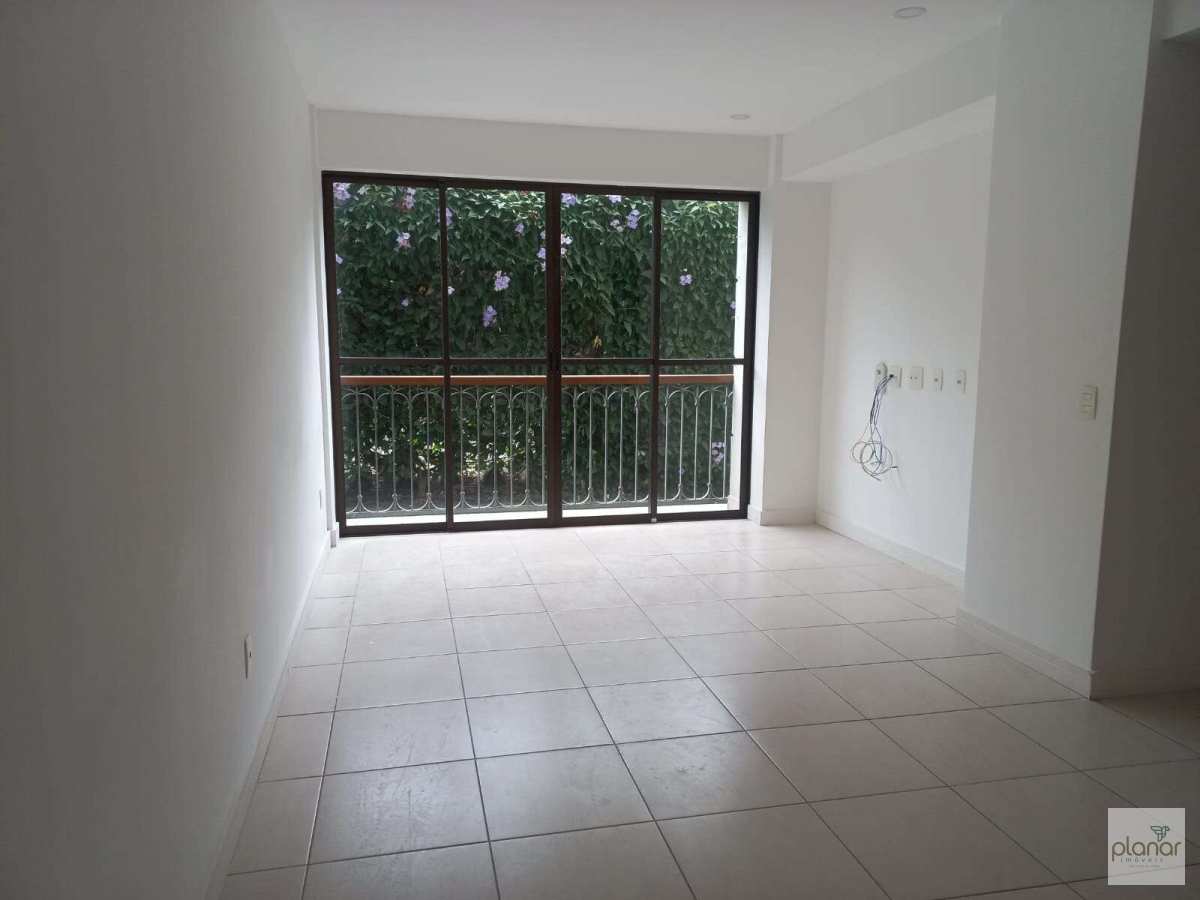 Apartamento para alugar em Petrópolis, Itaipava, com 3 quartos, 77m² - Planar Imóveis